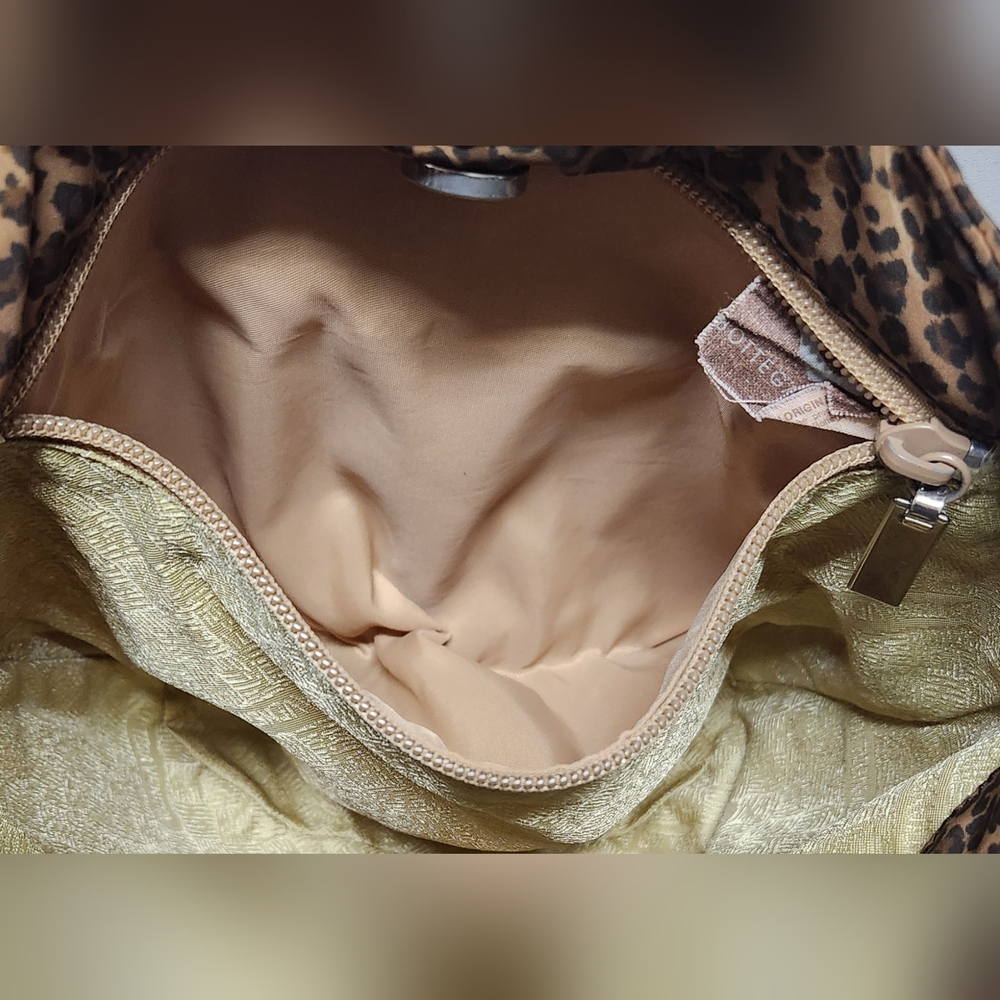 Bottega Veneta Leopard Print Mini Slouch Tote EUC 🥰🥰 - Picture 11 of 14